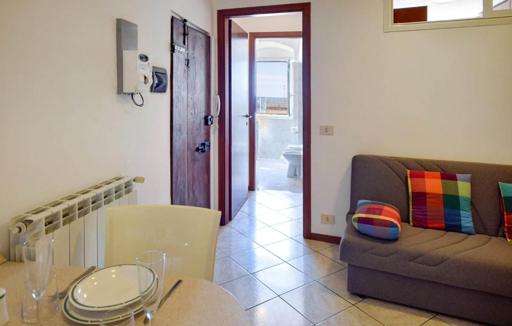 Apartment 1 Bedroom Pet-friendly In Nervi *